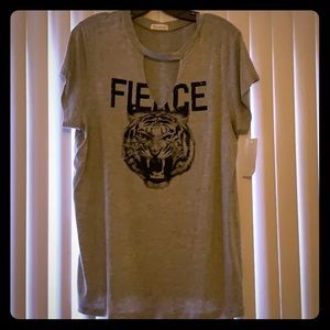 Never worn!! V-cut tiger top “fierce”